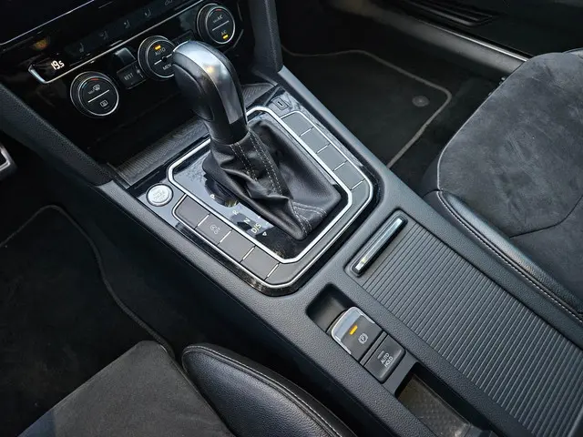 Volkswagen Arteon 2.0 TSI Business R-line 2019 Benzine 15