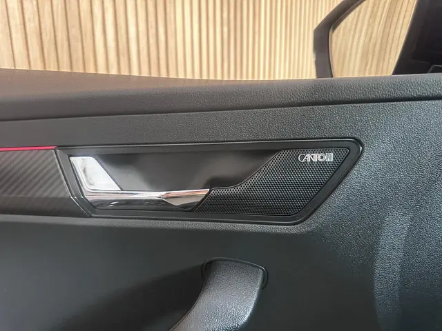 Škoda Karoq 1.5 TSI ACT Sportline Business 2021 Benzine 10