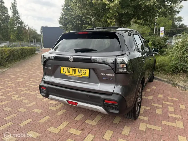 Suzuki S-Cross 1.5 Hybrid Style 2024 Hybride Benzine 11