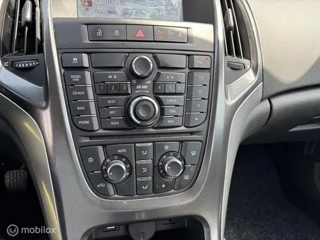 Opel Astra Sports Tourer 1.4 Turbo Sport 2012 Benzine 6