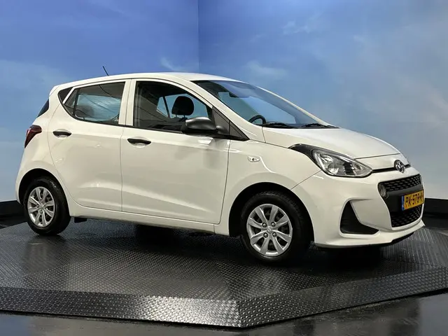 Hyundai i10 1.0i i-Motion | Airco | Eltr. pakket | 2017 Benzine 9