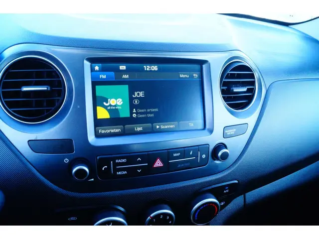 Hyundai i10 1.0i Comfort Navi Carplay 2019 Benzine 14