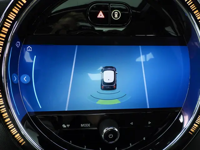 MINI 3-Deurs One 2022 Benzine 28