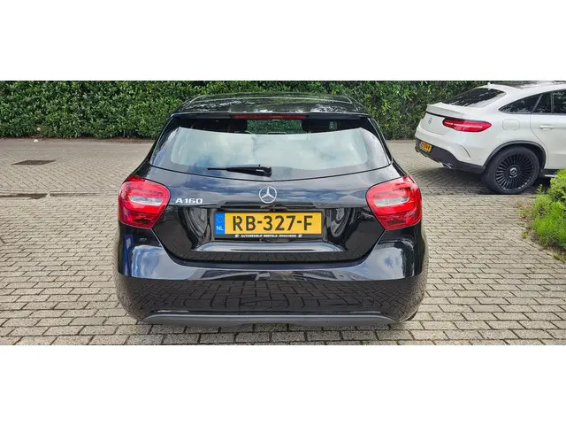 Mercedes-Benz A-Klasse 160 Business 2017 Benzine 3