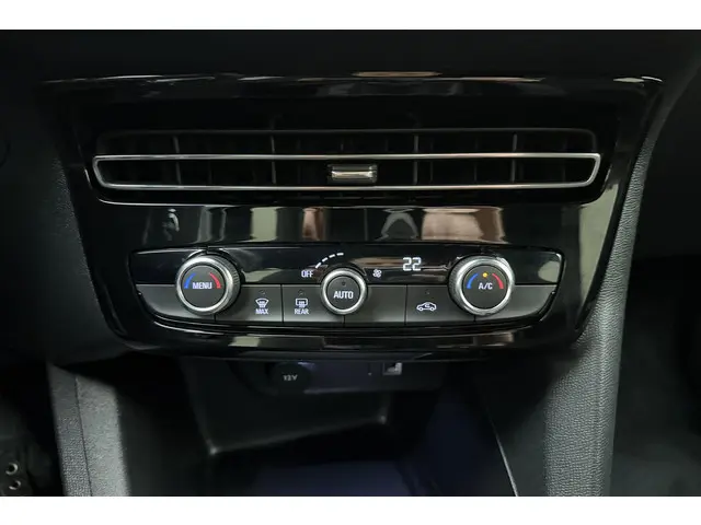 Opel Mokka 1.2 Turbo GS Line 2022 Benzine 24