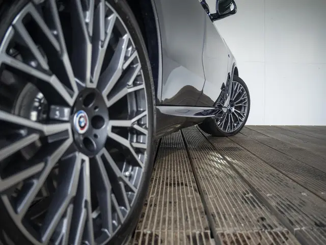 BMW X5 xDrive50e 2025 Hybride Benzine 25