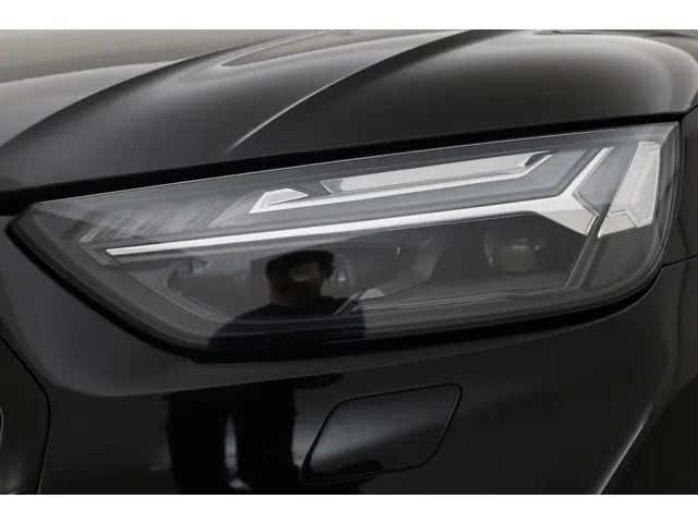 Audi Q5 55 TFSI e S Edition 2021 Hybride Benzine 43