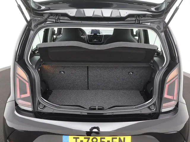 Volkswagen up! 1.0 2023 Benzine 21