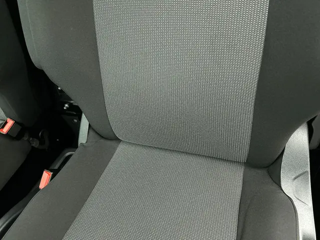 Opel Combo 1.5D L1H1 130pk Automaat Edition 2023 Diesel 17