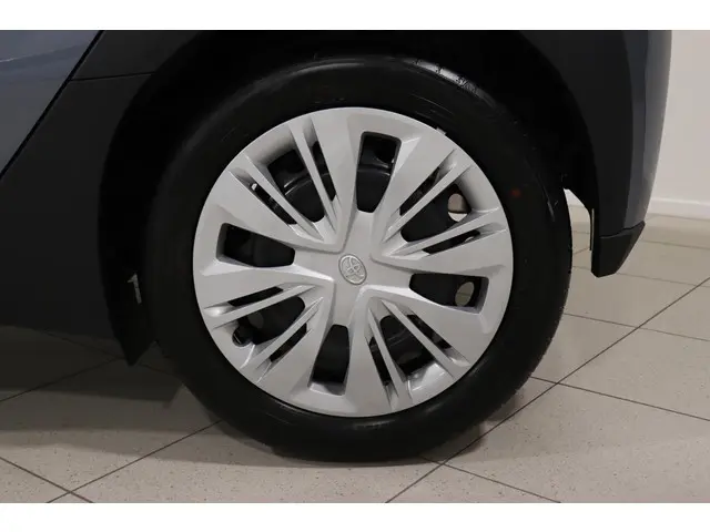 Toyota Aygo X 1.0 VVT-i MT Play, 2025 Benzine 12