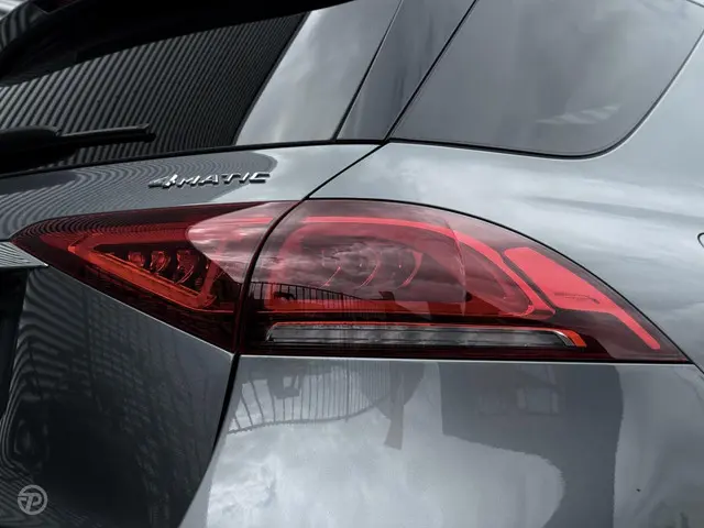 Mercedes-Benz GLE 300 d 4MATIC Premium 2019 Diesel 41