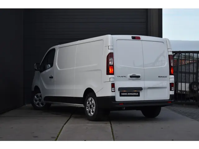 Renault Trafic Advance 2024 Diesel 3