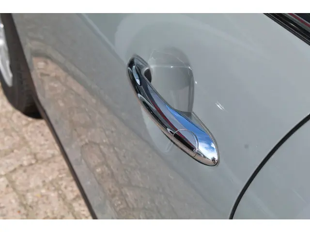 MINI One Mini 1.5 D Business 2016 Diesel 4