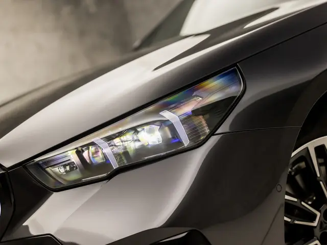 BMW 5 Serie 530e M Sport 2025 Hybride Benzine 12