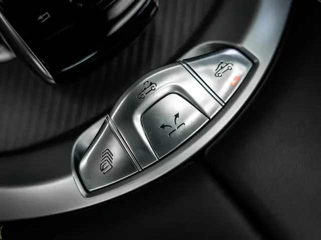 Mercedes-Benz C-Klasse Cabrio AMG 63 S 2022 Benzine 44