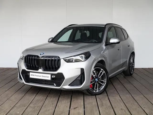 BMW X1 xDrive25e 2025 Hybride Benzine 40