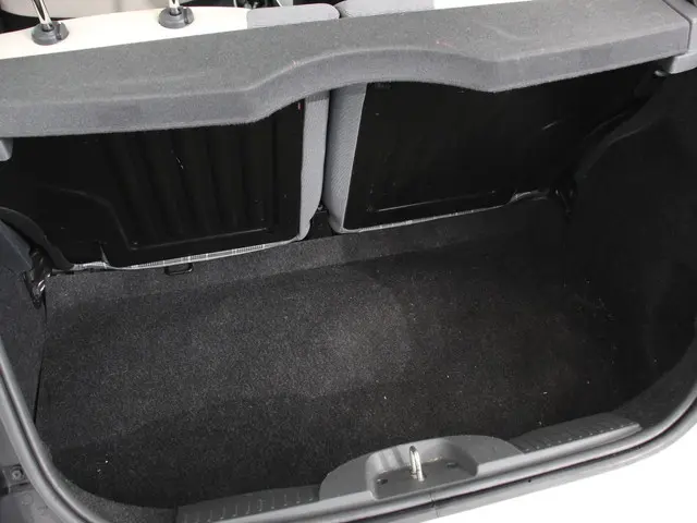 Fiat 500 0.9 TwinAir Lounge 2016 Benzine 34