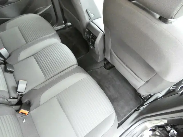 Ford C-MAX HELAAS VERKOCHT!!! 2017 Benzine 35