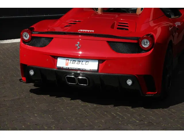 Ferrari 458 4.5 V8 Spider Mansory 2014 Benzine 32