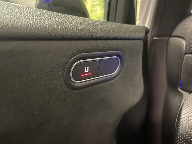 Mercedes-Benz A-Klasse 250 Premium 2018 Benzine 30