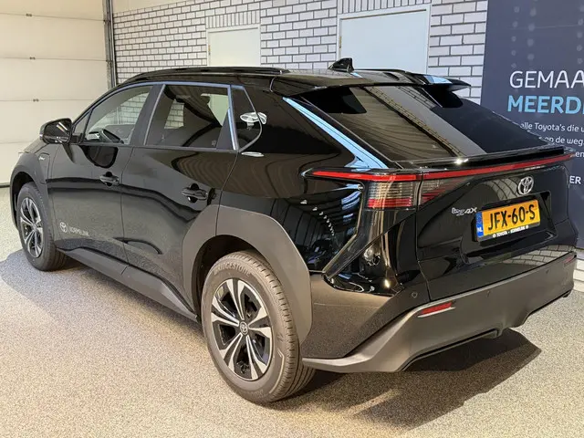 Toyota bZ4X Dynamic 71 kWh automaat 2025 Elektrisch 4