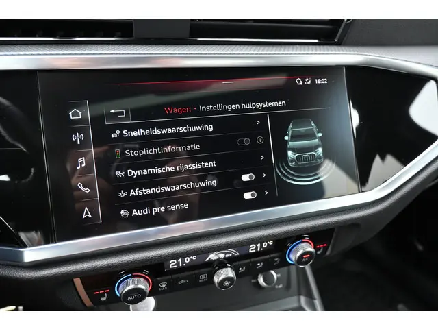 Audi Q3 35 TFSI S-Line 2020 Benzine 35