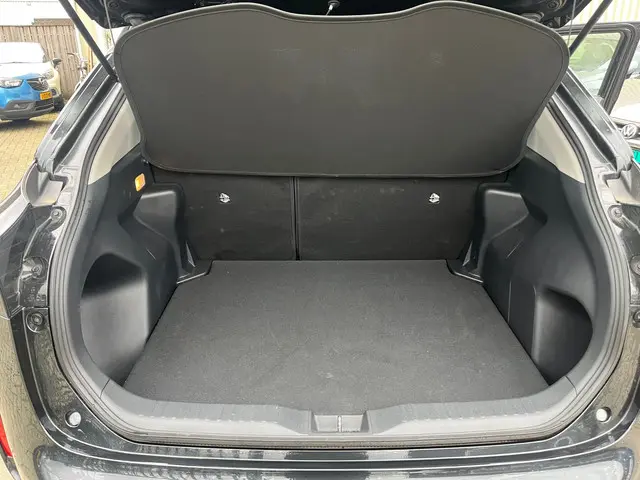 Toyota Yaris Cross 1.5 VVT-I Active 2024 Benzine 13