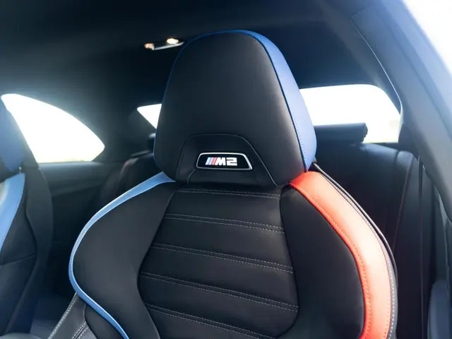 BMW M2 Coupé 2024 Benzine 43