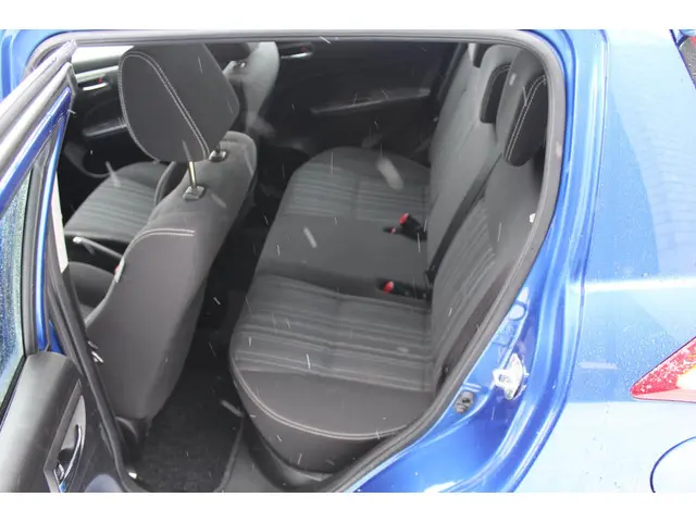 Suzuki Swift 1.2 Bandit EASSS 2016 Benzine 11