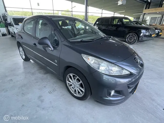 Peugeot 207 1.4 VTi Urban Move 2012 Benzine 5