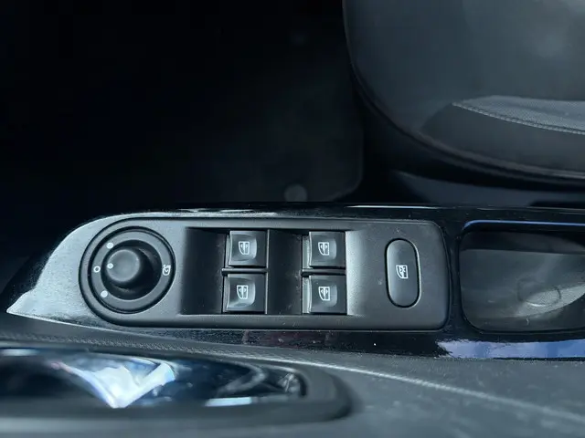 Renault Captur 1.2 TCe Dynamique 2013 Benzine 11