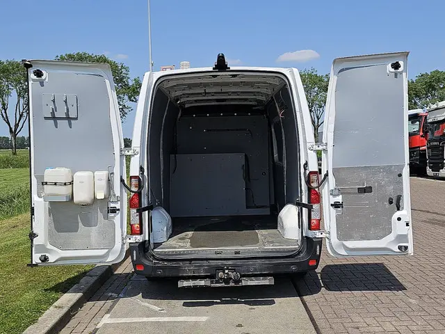 Renault Master 2.3 2020 Diesel 12