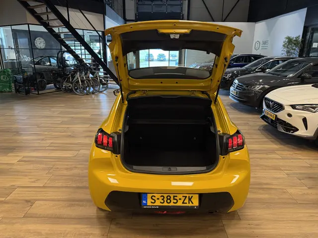 Peugeot 208 1.2 PureTech Active 2020 Benzine 9