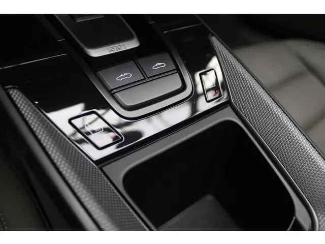 Porsche 911 3.0 4 Targa 2022 Benzine 30