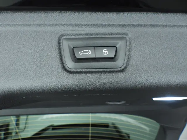 BMW 3 Serie Touring 330e 2025 Hybride Benzine 34