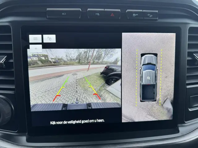 Ford F-150 USA 5.0 V8 SuperCrew Lariat 2024 Benzine 25