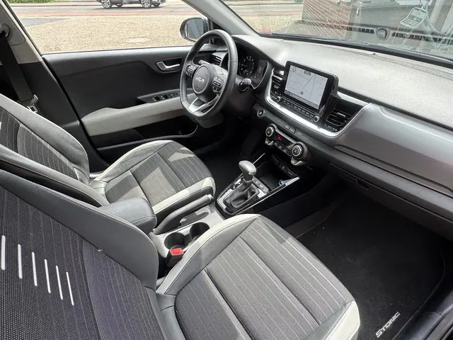 Kia Stonic 1.0 T-GDi MHEV GT-Line 2021 Benzine 18