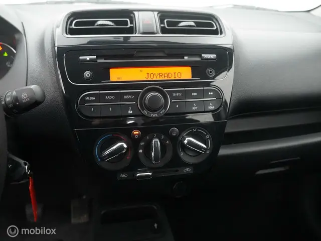 Mitsubishi Space Star 1.0 Cool+ 2019 Benzine 13