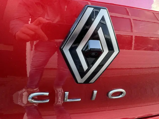 Renault Clio 1.0 TCe 90 GPF techno 2024 Benzine 7