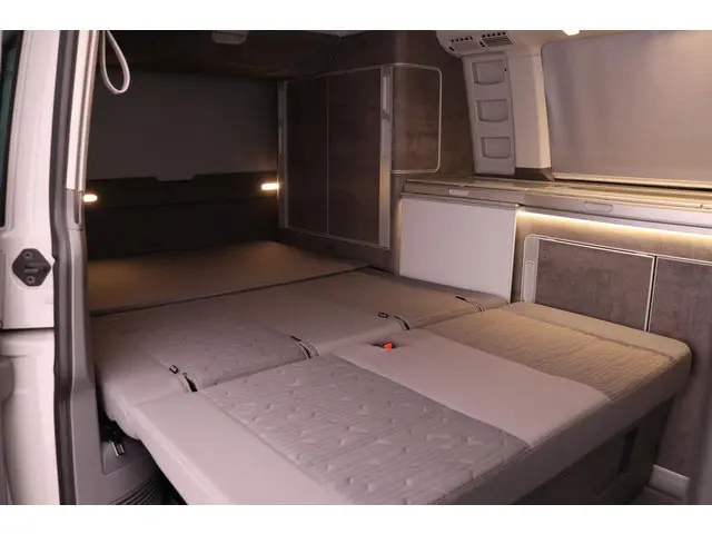 Volkswagen California Ocean 2.0 TDI Aut 150 2023 Diesel 33