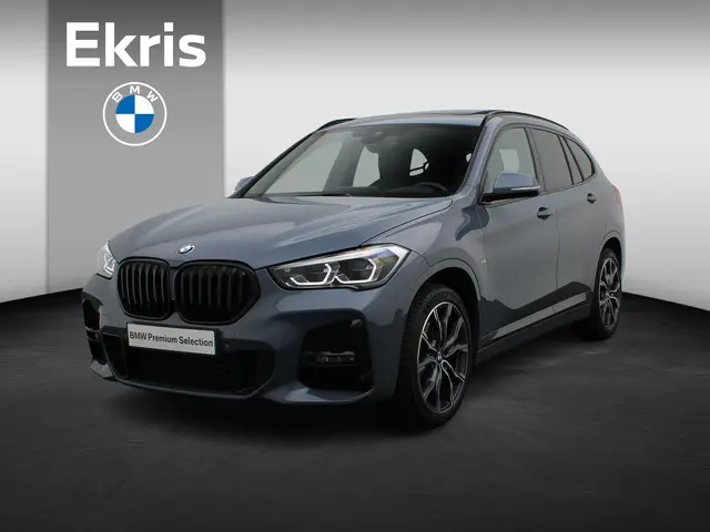 BMW X1 sDrive20i 2022 Benzine