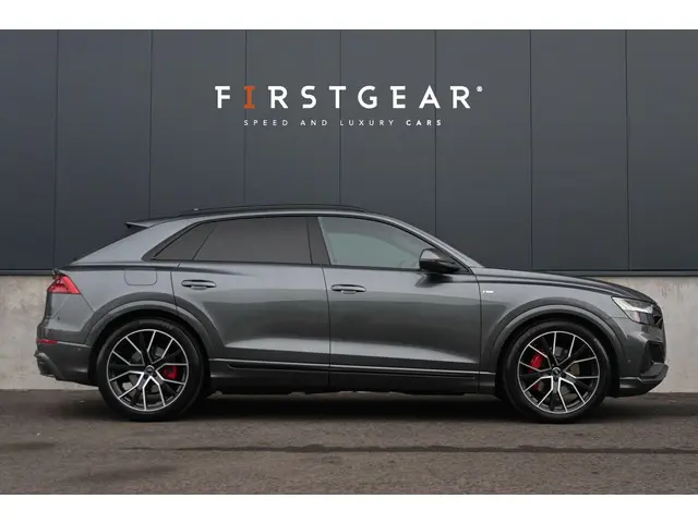 Audi Q8 3