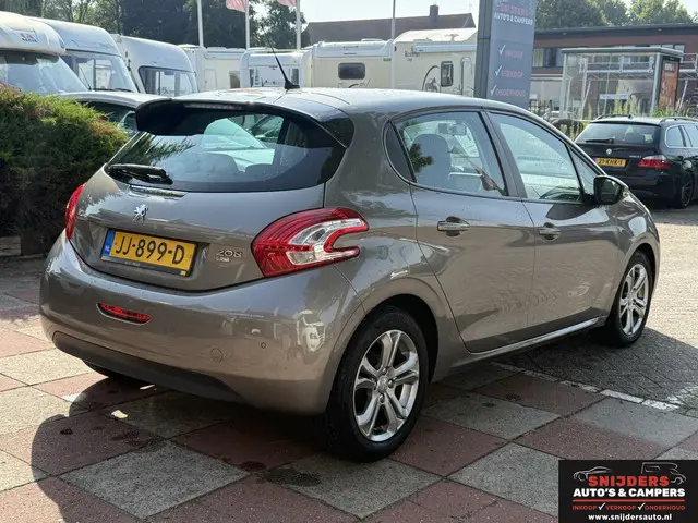 Peugeot 208 1.2 e-VTi automaat 2014 Benzine 4