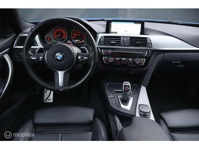 BMW 4 Serie Coupé 440i High Executive 2017 Benzine 13