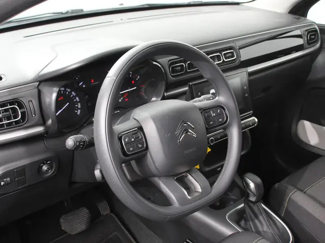 Citroën C3 1.2 PureTech 110pk Automaat Max 2024 Benzine 11