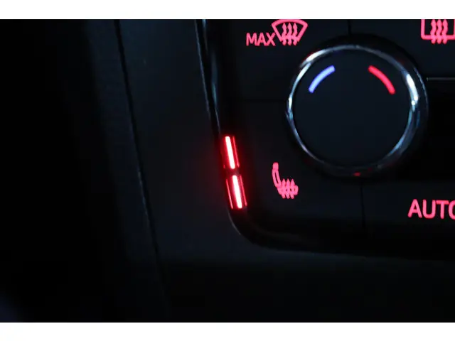 SEAT Arona 1.0 TSI Style Business Intense 2019 Benzine 35