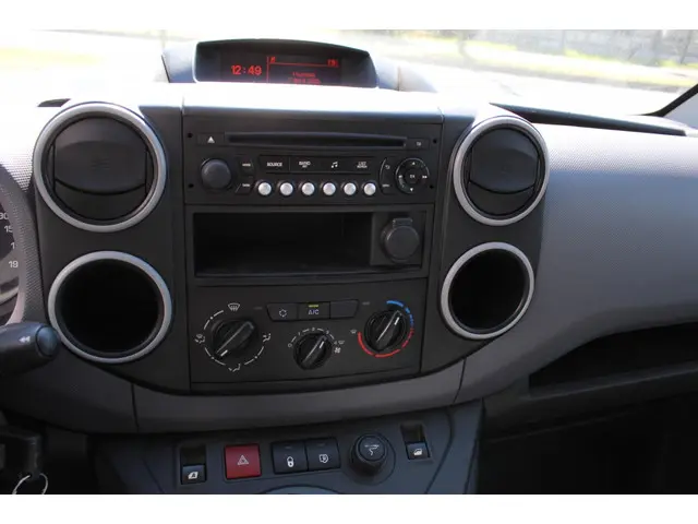 Citroën Berlingo 1.6 BlueHDI 75 Bus 2017 Diesel 14