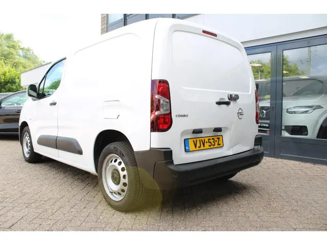 Opel Combo 1.5D L1H1 Edition 2021 Diesel 6
