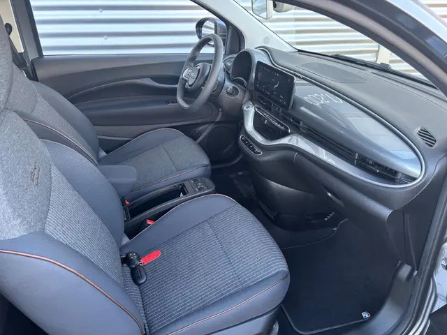 Fiat 500e La Prima 42 kWh 2022 Elektrisch 6
