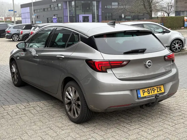 Opel Astra 1.4 Edition 2016 Benzine 4